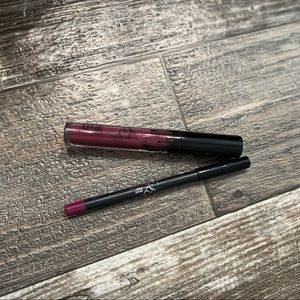 Kylie lipstick duo